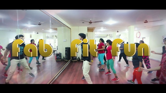 'Zumba Fitness With Mouriss - Cuba | Latin song'