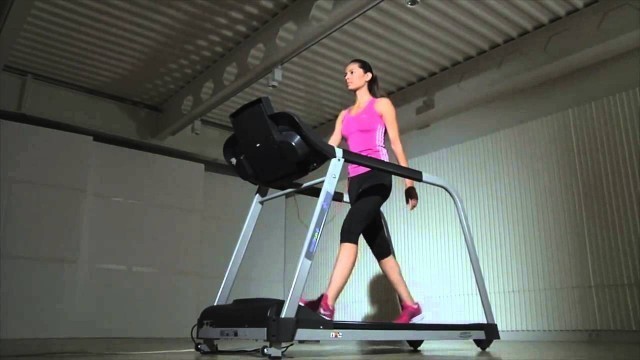 'BH Fitness MEDIRUN revalidatie Loopband | Fitnesskoerier.nl'