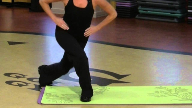 'Squat Exercises for Aerobic Dancing Workouts : Aerobics Exercise'