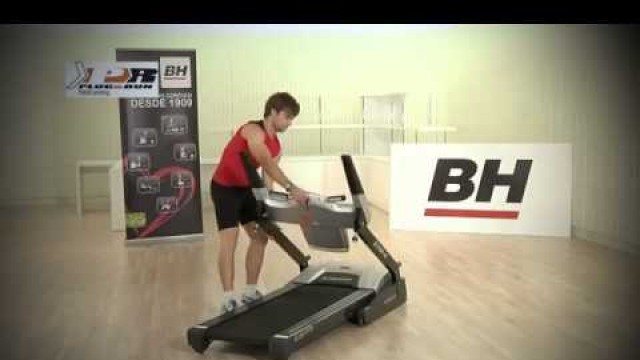 'BH Fitness Cinta de Correr G4 \"Plug in and Run\". Cinta 100% montada en caja'