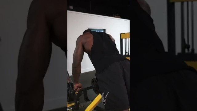 'BACK DAY WITH MY SON //MORE DETAILS AND FULLNESS!!! #aesthetic #fitness #gbsb #jarrettjenks'