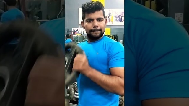 'trieps workout #shorts #short #viralvideo #video #viral #fitness hiwal fitness #fitness'