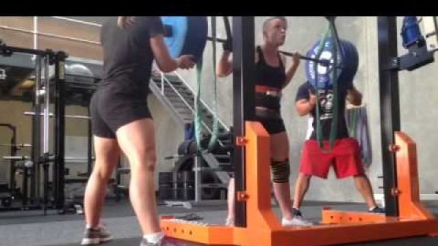 'Be Strong Fitness Geelong Dakoda Squats 140kgx2'