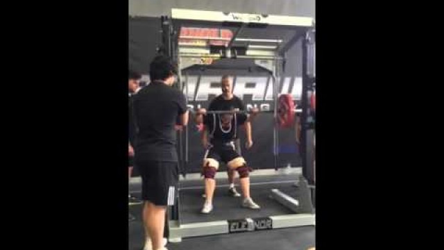 'Be Strong Fitness Geelong Kat Squats 152.5kg'