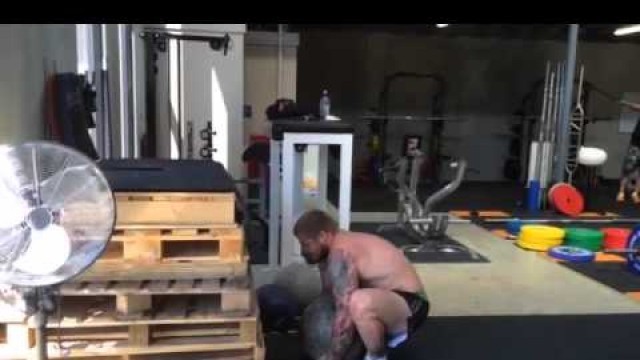 'Be Strong Fitness Geelong Elliott 70kg Stone'