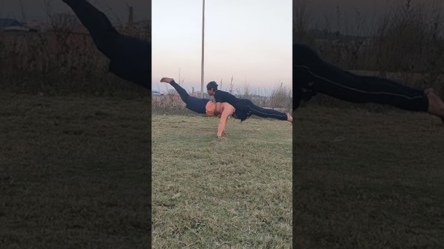 'No gravity workout #shorts #calisthenics #youtubeshorts'