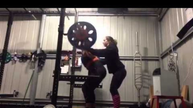 'Be Strong Fitness Geelong Dakoda Squats 105x4'