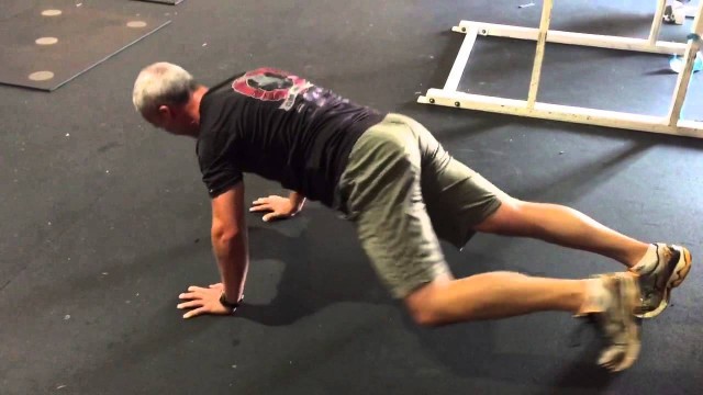 'Ninja Push Ups - Workout Anywhere'