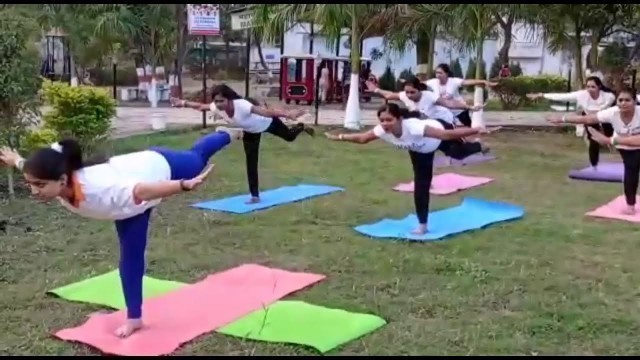 'Republic day special | Teri mitti - Kesari | OM SAI Fitness club | Patriotic yoga dance'