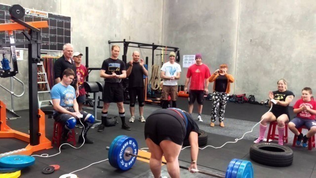 'Be Strong Fitness Geelong Margy Deadlifts 140kg'