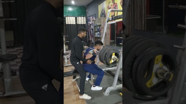 '#blopper#gym#motivation#jeetselal#sahilkhan#ronniecoleman#love#gurumann#shorts#squat#public#broken'