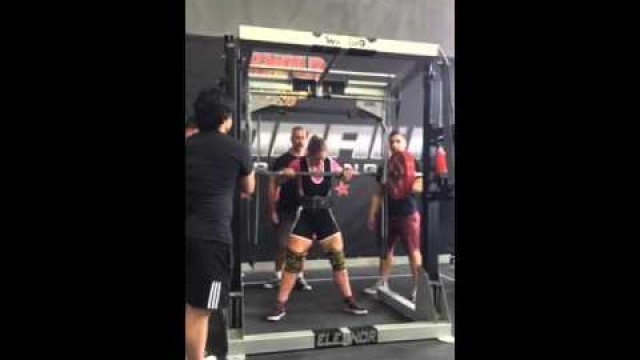 'Be Strong Fitness Geelong Jo Squats 197.5kg'