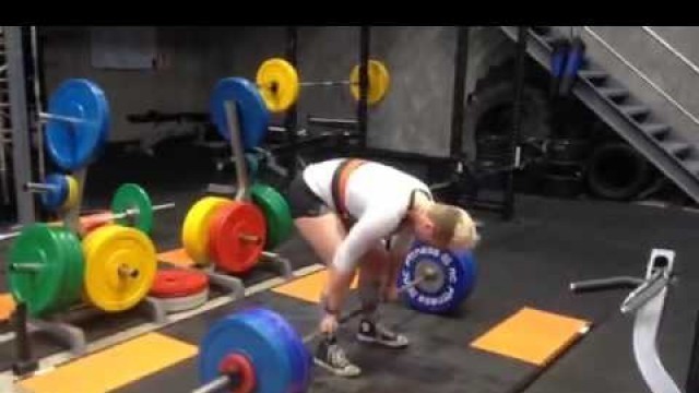 'Be Strong Fitness Geelong Dakoda Deadlifts 145kgx2'