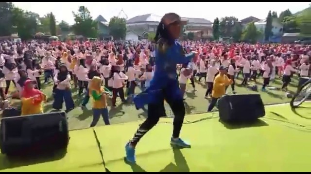 'AWAL TAHUN 2020 // AEROBIK KREASI (VIRAL) // ZUMBA FITNESS // DANCE // LILIES AERO'