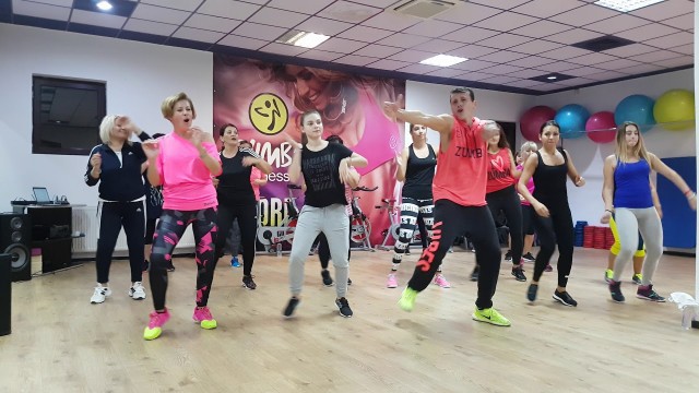 'Zumba Fitness - Of ce doare!'