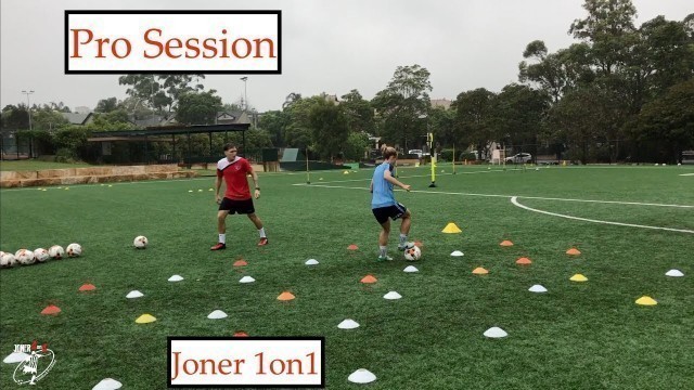 'FULL Soccer Training session with Two FEMALE Professionals | Joner 1on1'