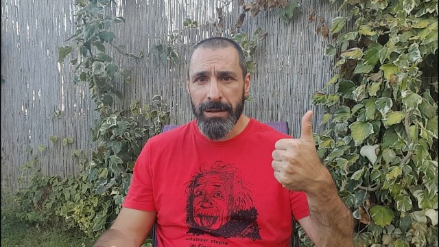 'Yağ yakmak çok basit! Tabi bu videoda anlattıklarımı dinleyip anlayana..'