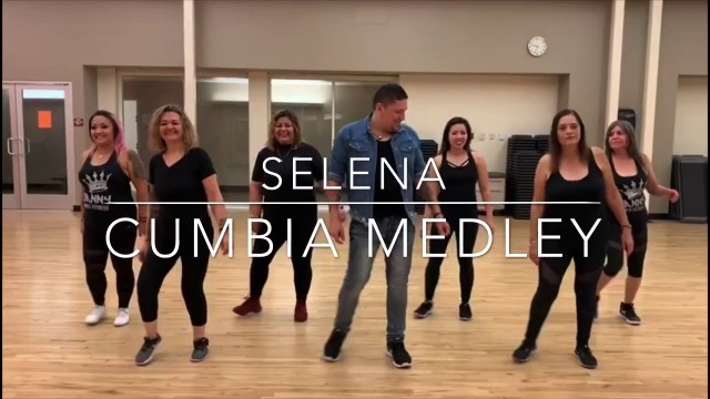 'Selena - Cumbia Medley | Zumba coreografía | Zumba Fitness Choreography'