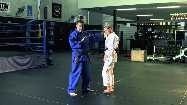 'Bujutsu Self Defence Tip - Hair Pull Attack'