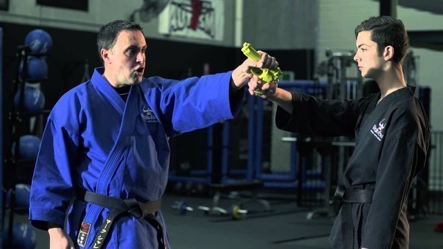 'Bujutsu Weekly Self Defence Tip - Firearm Self Defence 2'